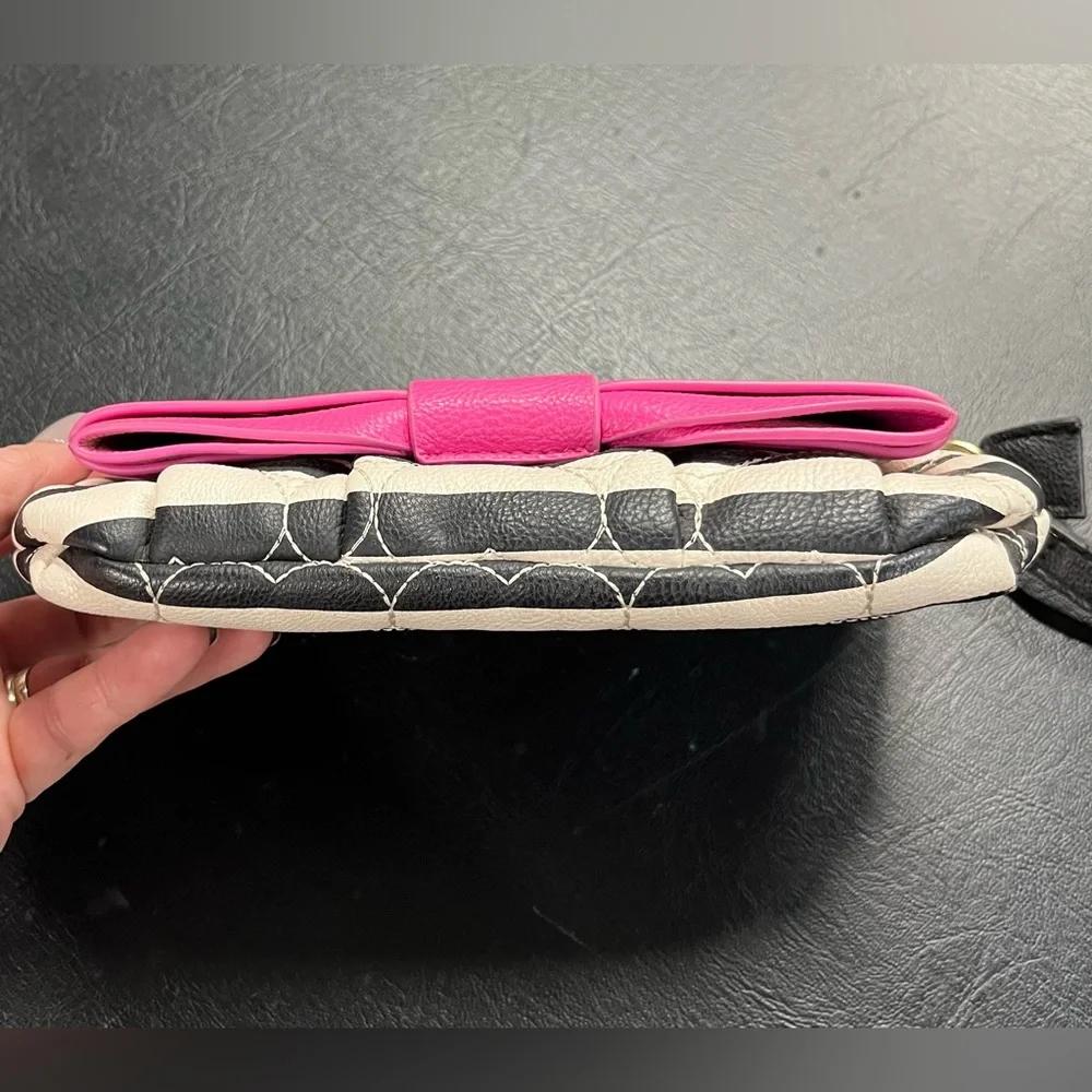 Betsey Johnson Be Mine quilted heart wristlet